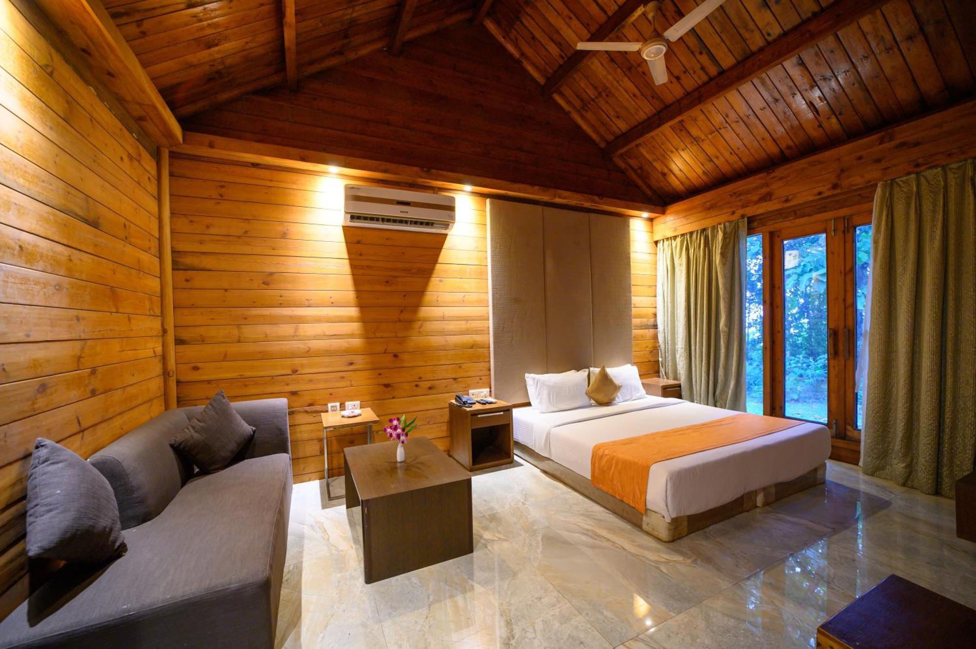 Sinclairs Retreat Dooars, Chalsa Hotel Exterior photo