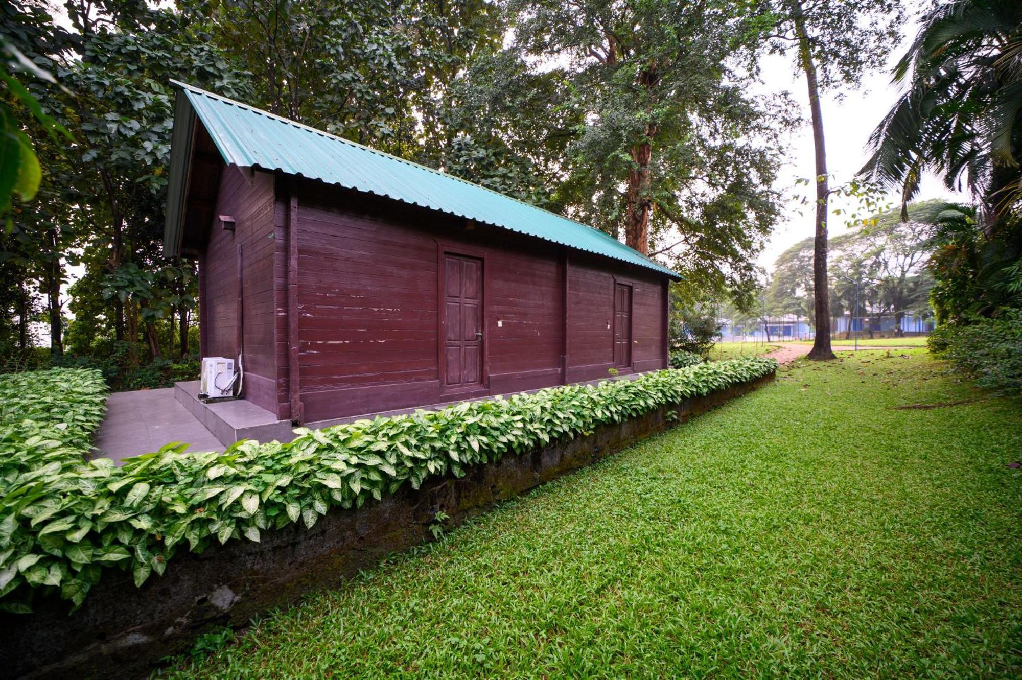 Sinclairs Retreat Dooars, Chalsa Hotel Exterior photo